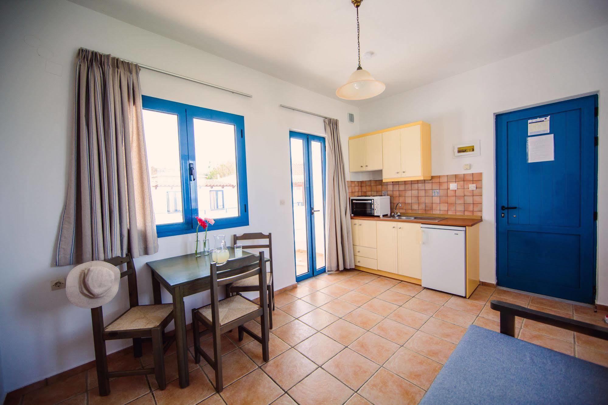 Iliana Apartments Georgioupoli Exteriör bild